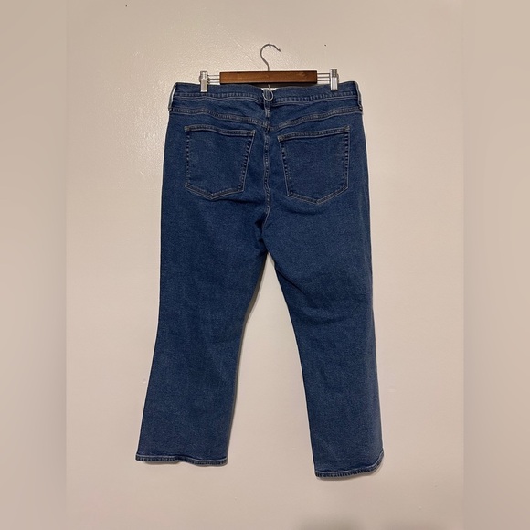 J. Crew Flare Crop Mid Rise Medium Wash Blue All Day Stretch Jeans size 32 - Picture 4 of 6